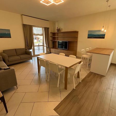 הוילה פסקיארה דל גארדה Casa Danzi מראה חיצוני תמונה